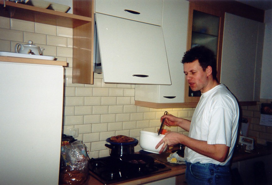 Image 14 of 40  -  103 kB