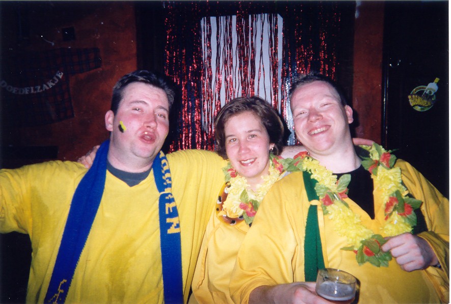 Image 20 of 40  -  137 kB