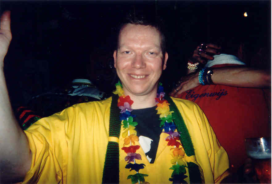 Image 39 of 51  -  39 kB