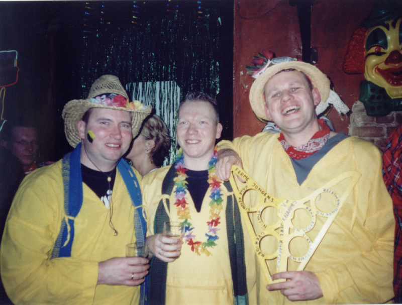 Image 40 of 51  -  187 kB